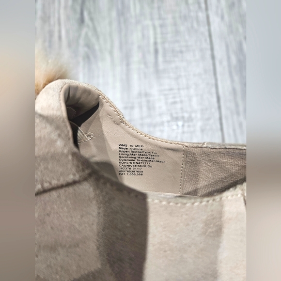 🛍 Candies womens puff ball neautral tan faux suede slip on sneakers size 10 - Picture 5 of 8